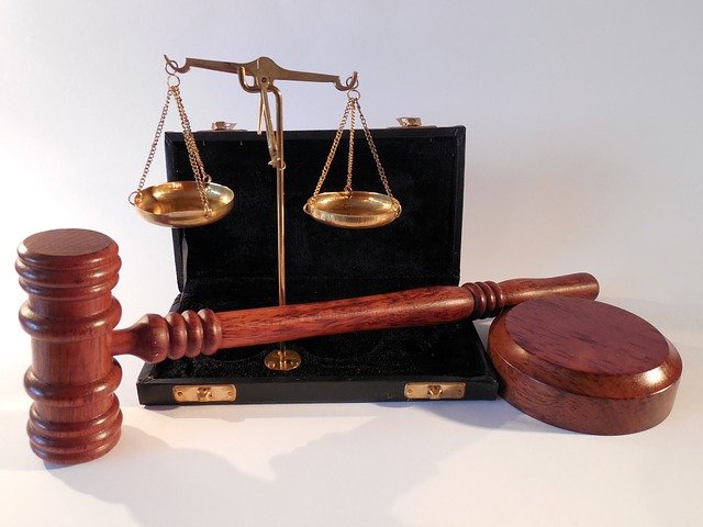W czym zdoła nam pomóc radca prawny? W których rozprawach i w jakich dziedzinach prawa pomoże nam radca prawny?